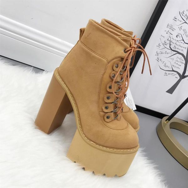 boots 2021 star with the same paragraph hate high fashion short thick waterproof platform rider, Black
boots 2021 star with the same paragraph hate high fashion short thick waterproof platform rider, Black