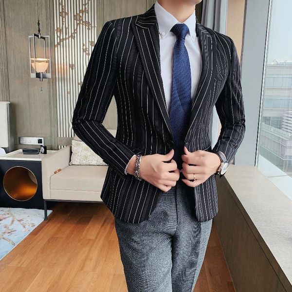 men's suits & blazers 2021 autumn men steiped business blazer masculino wedding formal casual suit jacket british slim fit dress coat r, White;black
men's suits & blazers 2021 autumn men steiped business blazer masculino wedding formal casual suit jacket british slim fit dress coat r, White;black