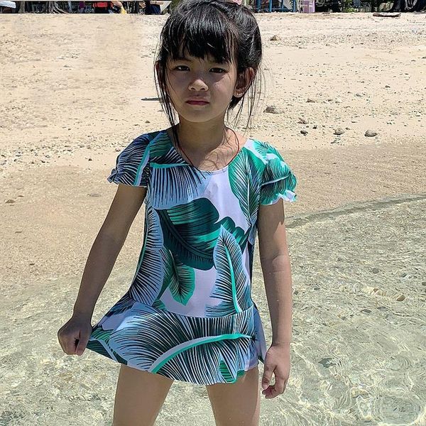 children's beach swimsuit girls korean one-piece skirt style big kids princess student suits
children's beach swimsuit girls korean one-piece skirt style big kids princess student suits