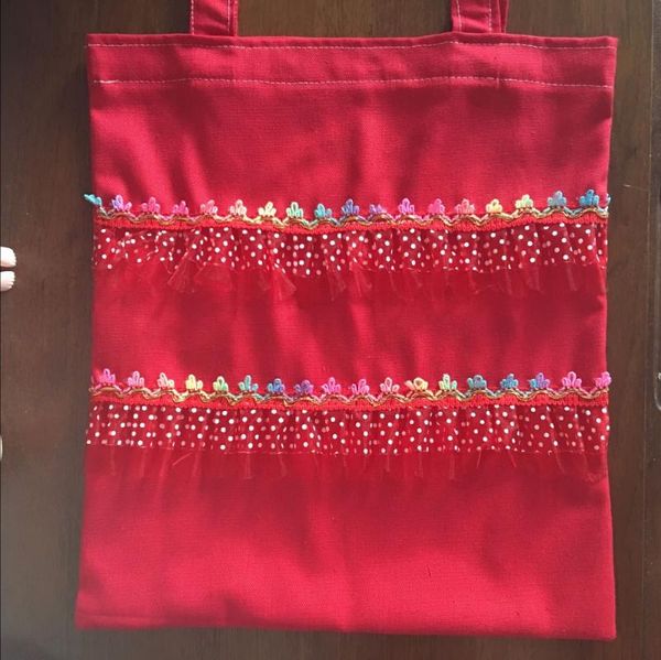 shopping bags yile fashion unique red cotton canvas tote shoulder bag pleated trim 715d
shopping bags yile fashion unique red cotton canvas tote shoulder bag pleated trim 715d