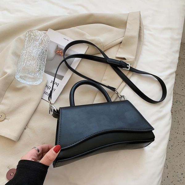 evening bags 2021 luxury elegant ladies purse flap small shoulder crossbody fashion vintage messenger handbags
evening bags 2021 luxury elegant ladies purse flap small shoulder crossbody fashion vintage messenger handbags