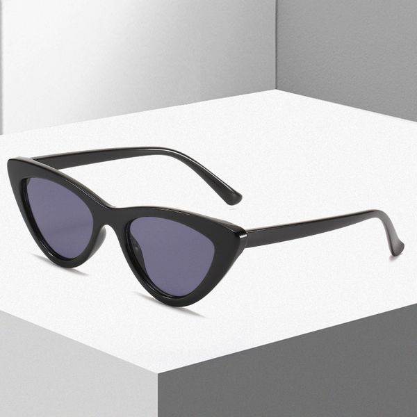 designer 2021 new eye women's personality street p sunglasses men's korean fashion glasses, White;black
designer 2021 new eye women's personality street p sunglasses men's korean fashion glasses, White;black
