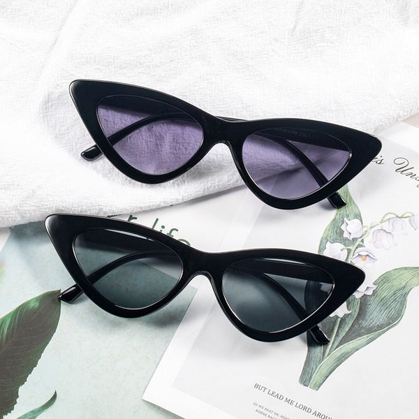 sunglasses 2021 summer fashion women's cat eye triangle small frame glasses travel outdoor party decoration, White;black
sunglasses 2021 summer fashion women's cat eye triangle small frame glasses travel outdoor party decoration, White;black