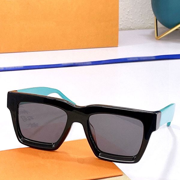 the latest style fashion men and women sunglasses 1555e sunglasses glass uv400 lens with protective shell, White;black
the latest style fashion men and women sunglasses 1555e sunglasses glass uv400 lens with protective shell, White;black