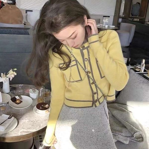 autumn short sweater women loose thin fashion cardigan coat, White;black
autumn short sweater women loose thin fashion cardigan coat, White;black