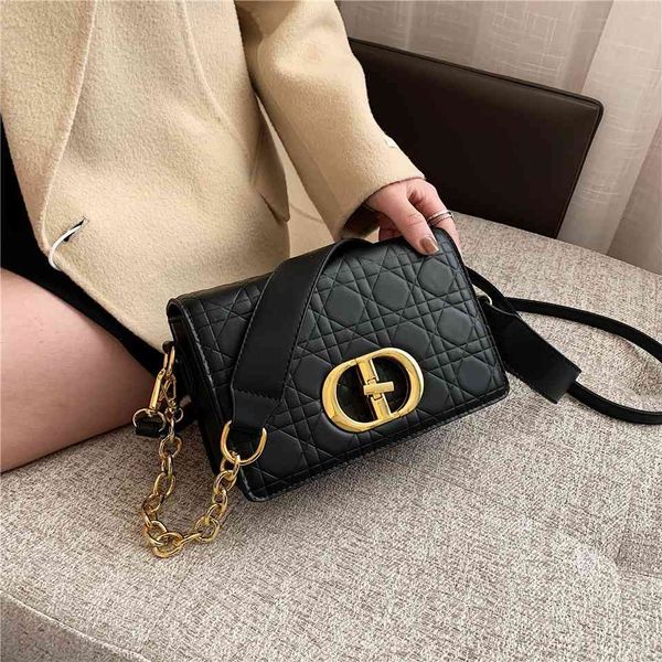 luxury herme handbags and storage versatile chain fashion small square lingge embroidered thread women's messenger d hom
luxury herme handbags and storage versatile chain fashion small square lingge embroidered thread women's messenger d hom