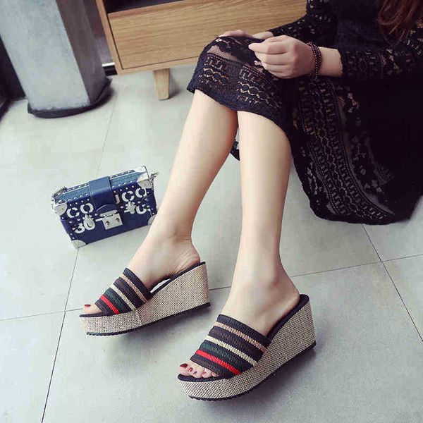 sandals slipperscolor matching slippers women's 2021 new versatile thick bottom wear anti slip high heel loose cake bottom flip floplux, Black
sandals slipperscolor matching slippers women's 2021 new versatile thick bottom wear anti slip high heel loose cake bottom flip floplux, Black