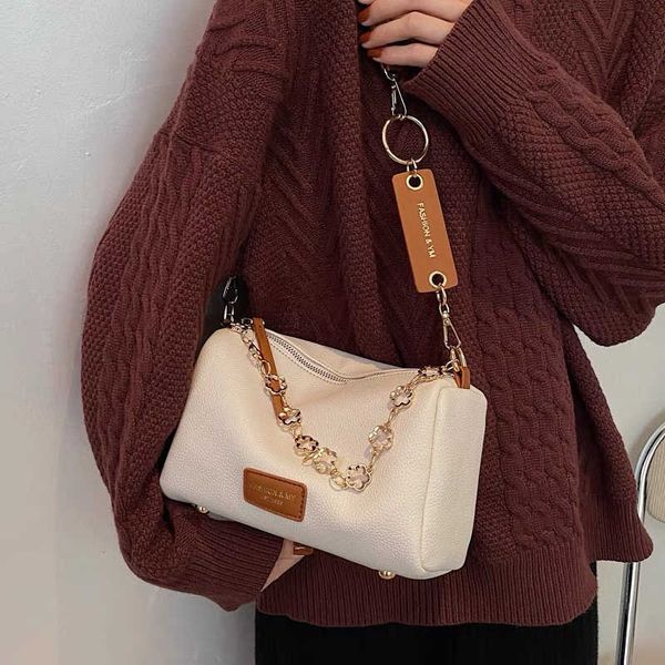 bag showecomfort01 2022totes handbags new 2022 fashion spring and summer personality printing shoulder messenger korean version of handbag 5
bag showecomfort01 2022totes handbags new 2022 fashion spring and summer personality printing shoulder messenger korean version of handbag 5