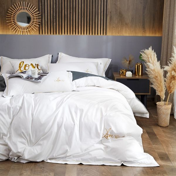 light luxury nordic style pure four piece set of cotton embroidery double color matching bedding high end sheet quilt cover
light luxury nordic style pure four piece set of cotton embroidery double color matching bedding high end sheet quilt cover