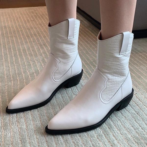 boots 2021 british style modern fashion women spring autumn square heels shoes female pointed toe zipper ladies ankle booties, Black
boots 2021 british style modern fashion women spring autumn square heels shoes female pointed toe zipper ladies ankle booties, Black
