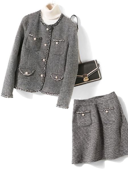 two piece dress autumn and winter women sweet japanese double-sided woolen suit single-breasted plaid wool coat +plaid mini skirt, White
two piece dress autumn and winter women sweet japanese double-sided woolen suit single-breasted plaid wool coat +plaid mini skirt, White