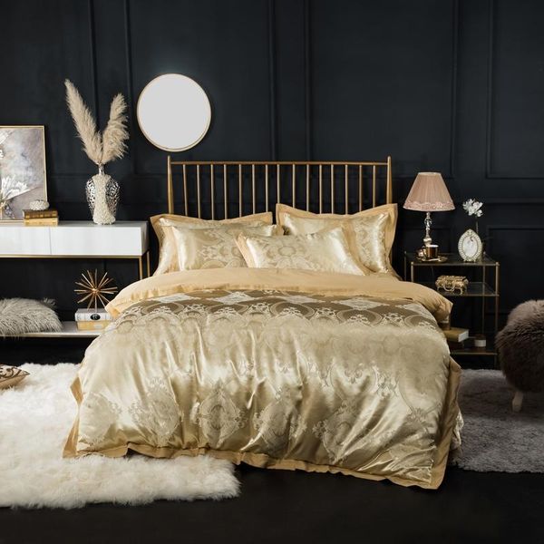 bedding sets luxury golden satin jacquard silk/cotton set duvet cover bed linen sheet pillowcases textiles king size 4pcs
bedding sets luxury golden satin jacquard silk/cotton set duvet cover bed linen sheet pillowcases textiles king size 4pcs