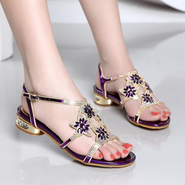 women sandals 2021 summer fashion casual beach flat shoes luxury the crystal decoration slippers loafers spring hollow out, Black
women sandals 2021 summer fashion casual beach flat shoes luxury the crystal decoration slippers loafers spring hollow out, Black