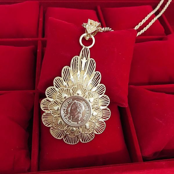 pendant necklaces arab fashion woman coin man metal jewelry party wedding ethnic choker accessories, Silver
pendant necklaces arab fashion woman coin man metal jewelry party wedding ethnic choker accessories, Silver
