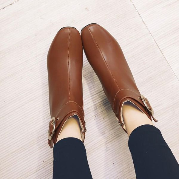 boots oversized ma'am coarse heel short pure color metal decoration boot barre high, Black
boots oversized ma'am coarse heel short pure color metal decoration boot barre high, Black