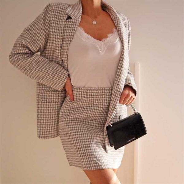 holiwind stylish chic houndstooth gray plaid oversized suit women double breasted pockets long texture blazers with buttons 211108, White
holiwind stylish chic houndstooth gray plaid oversized suit women double breasted pockets long texture blazers with buttons 211108, White