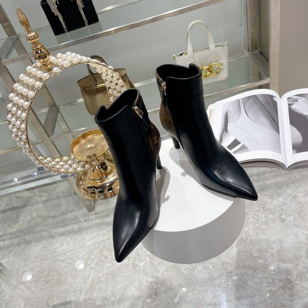 exclusive new women's shoes designer comfortable luxury zipper pointed toe brand women's boots, Red;white
exclusive new women's shoes designer comfortable luxury zipper pointed toe brand women's boots, Red;white