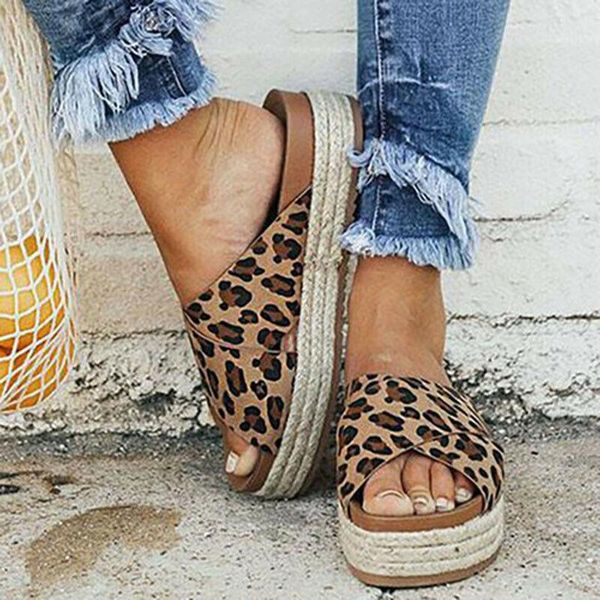 slippers women's summer pu flip flops 2021 ladies large beach leopard wedge platform espadrille slides shoes pantoffels dames, Black
slippers women's summer pu flip flops 2021 ladies large beach leopard wedge platform espadrille slides shoes pantoffels dames, Black