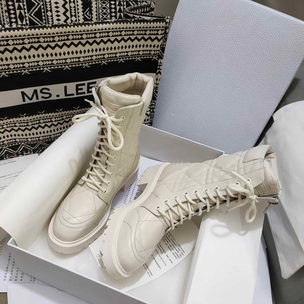high-quality fashion leather celebrity women designer boots martin short autumn and winter and ankle exquisite woman shoe white boot, Black
high-quality fashion leather celebrity women designer boots martin short autumn and winter and ankle exquisite woman shoe white boot, Black