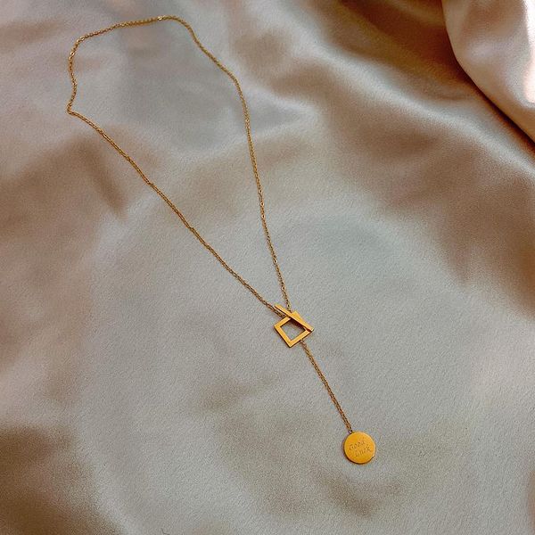 chains titanium steel necklace light luxury niche design feel women collarbone chain ins hip-hop 2021 ifashion accessories summer, Silver
chains titanium steel necklace light luxury niche design feel women collarbone chain ins hip-hop 2021 ifashion accessories summer, Silver
