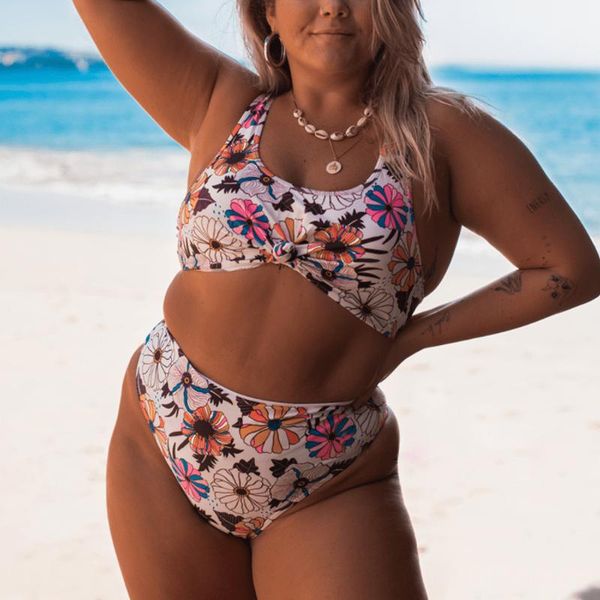 women's swimwear large size printed sling split quickdrying swimsuit ladies elastic adjustable high waist open back beach bikini, White;black
women's swimwear large size printed sling split quickdrying swimsuit ladies elastic adjustable high waist open back beach bikini, White;black