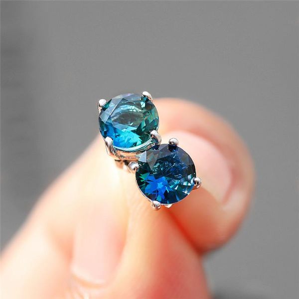 stud rongxing charming multicolor crystal zircon round earrings for women silver color rainbow stone earring luxury jewelry, Golden;silver
stud rongxing charming multicolor crystal zircon round earrings for women silver color rainbow stone earring luxury jewelry, Golden;silver