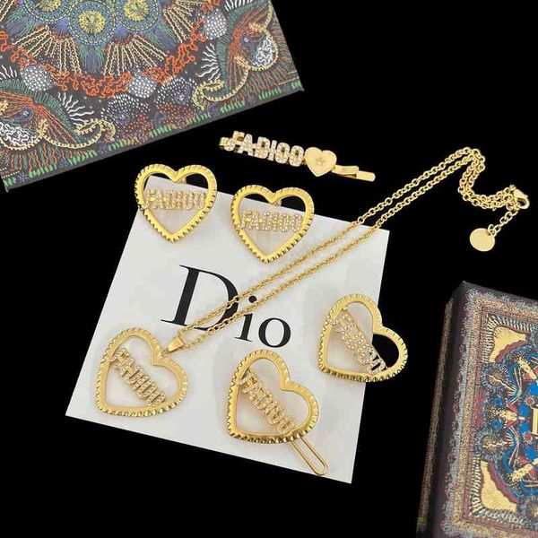 70% off new \ family love cd letter diamond inlaid necklace pendant female personality net red earrings brooch hairpin, Silver
70% off new \ family love cd letter diamond inlaid necklace pendant female personality net red earrings brooch hairpin, Silver