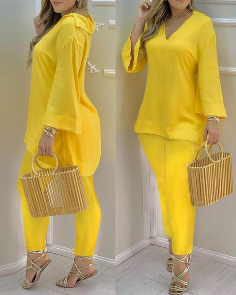 spring autumn women 2pcs plain bell sleeve v-neck & pant set lady casual long sleeve solid blouse & trousers suit set 210415, White
spring autumn women 2pcs plain bell sleeve v-neck & pant set lady casual long sleeve solid blouse & trousers suit set 210415, White