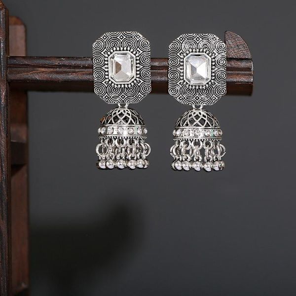 dangle & chandelier ethnic women's white crystal earrings turkey bijoux classic vintage bollywood silver color blue wedding jewelry
dangle & chandelier ethnic women's white crystal earrings turkey bijoux classic vintage bollywood silver color blue wedding jewelry