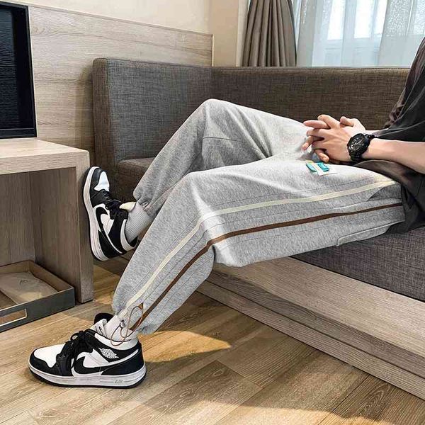 pants men's 2021 autumn winter new korean casual pants hip hop sports loose leggings trend versatile, Black
pants men's 2021 autumn winter new korean casual pants hip hop sports loose leggings trend versatile, Black