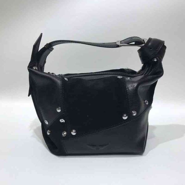 2021 ladies brand bag wings cecilia series fashion one-shoulder luxury hand messenger leather decoration
2021 ladies brand bag wings cecilia series fashion one-shoulder luxury hand messenger leather decoration