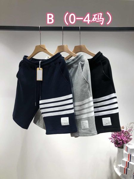 design clothing four bar classic shorts cotton terry couple capri pants british college style casual and versatile, White;black
design clothing four bar classic shorts cotton terry couple capri pants british college style casual and versatile, White;black