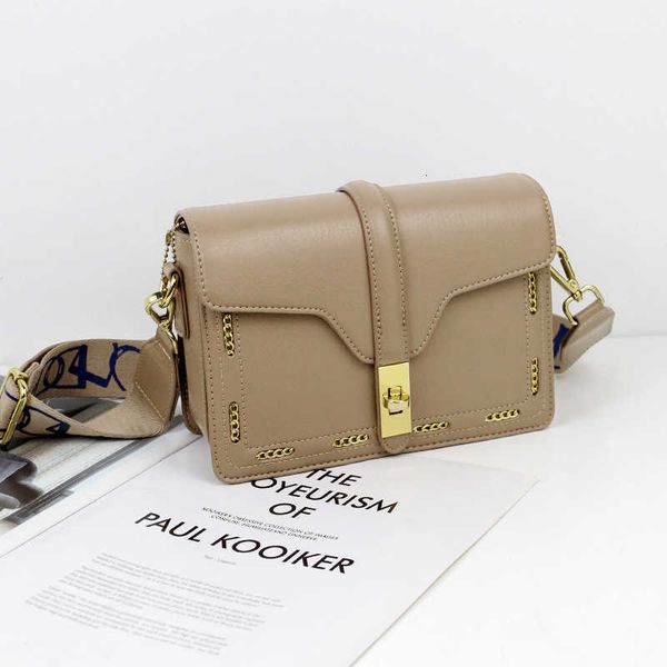 physical store special small square summer women's single shoulder bag style simple large capacity slant purse
physical store special small square summer women's single shoulder bag style simple large capacity slant purse