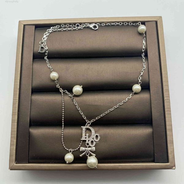 christian/dio necklace dijia / d pearl for 21 years, women clavicle chain ins simple temperament, net red, the same bow, Red;brown
christian/dio necklace dijia / d pearl for 21 years, women clavicle chain ins simple temperament, net red, the same bow, Red;brown