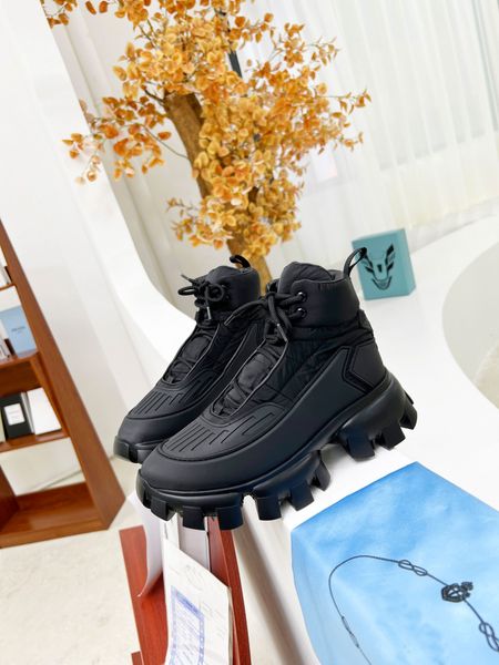 cloudbust thunder sneakers luxury designer shoes men women trainer casual shoe 02, Black
cloudbust thunder sneakers luxury designer shoes men women trainer casual shoe 02, Black