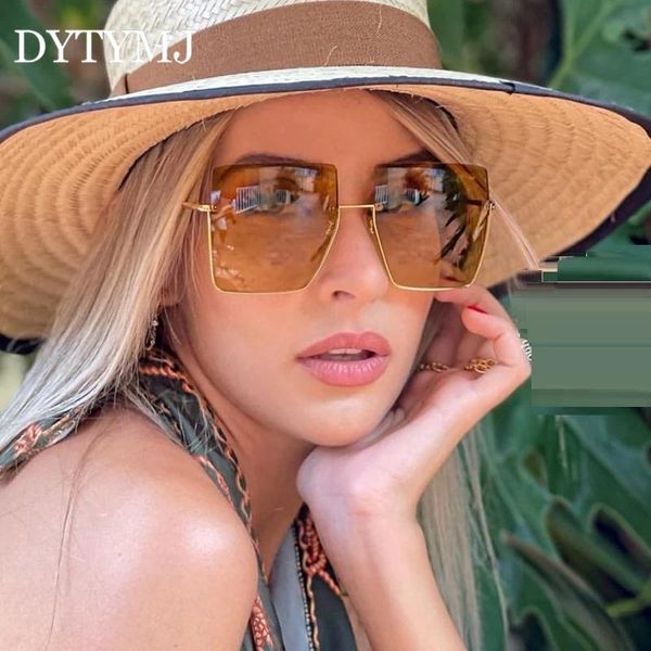rimless sunglasses women luxury square glasses for women/men retro brand eyeglasses metal half frame gafas de sol, White;black
rimless sunglasses women luxury square glasses for women/men retro brand eyeglasses metal half frame gafas de sol, White;black