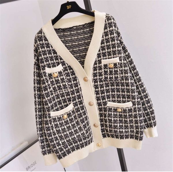 autumn and winter loose net red sweater contrast cardigan style coat, White;black
autumn and winter loose net red sweater contrast cardigan style coat, White;black