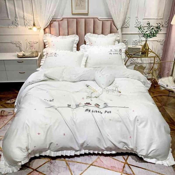 pink white egyptian cotton ultra soft luxury bedding set for girls women king size cute embroidery duvet cover bed sheet
pink white egyptian cotton ultra soft luxury bedding set for girls women king size cute embroidery duvet cover bed sheet