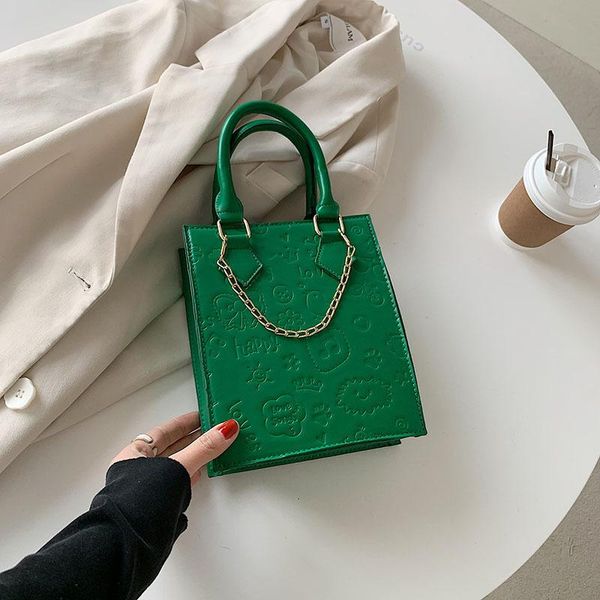 in the spring of 2021, women's bag fashion shoulder handbag vertical embossed large-capacity cute lady tide evening bags
in the spring of 2021, women's bag fashion shoulder handbag vertical embossed large-capacity cute lady tide evening bags
