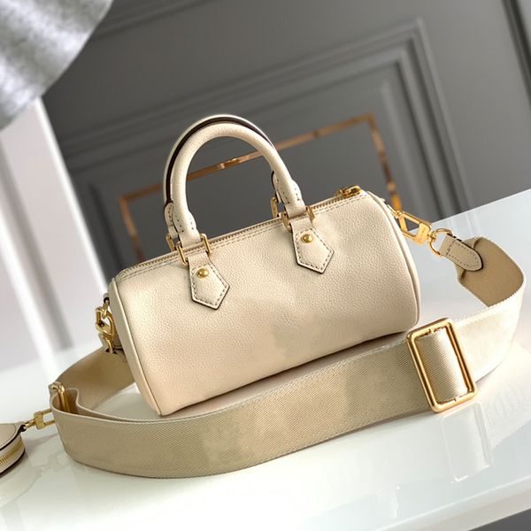 high-quality bags flowers stars letter l imitation luxury designer handbags 2021 ladies boston handbags leather shoulder messenger bag small
high-quality bags flowers stars letter l imitation luxury designer handbags 2021 ladies boston handbags leather shoulder messenger bag small