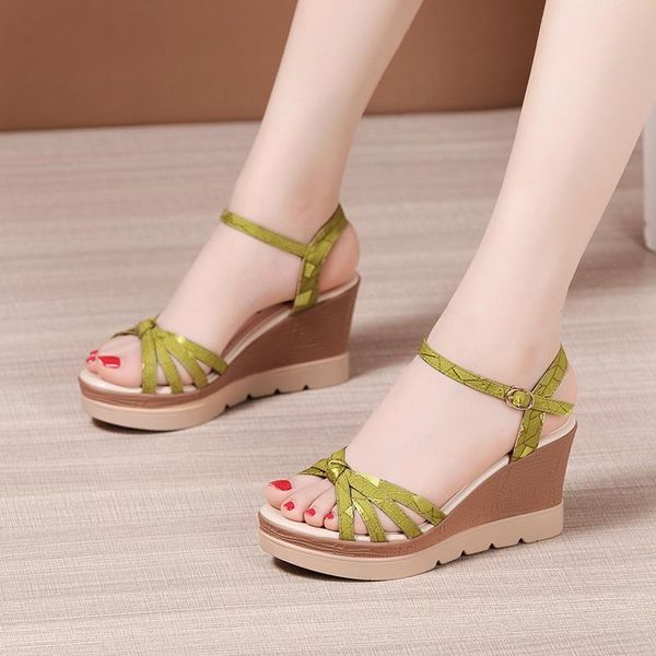 sandals plus size 35-40 platform women shoes summer open head high heels wedges ladies casual beach, Black
sandals plus size 35-40 platform women shoes summer open head high heels wedges ladies casual beach, Black