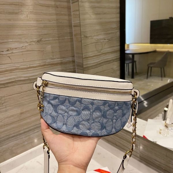 21 leather new leisure chest bag multi function men's and women's universal waist bag small monster printing lovers bag fashion ve
21 leather new leisure chest bag multi function men's and women's universal waist bag small monster printing lovers bag fashion ve