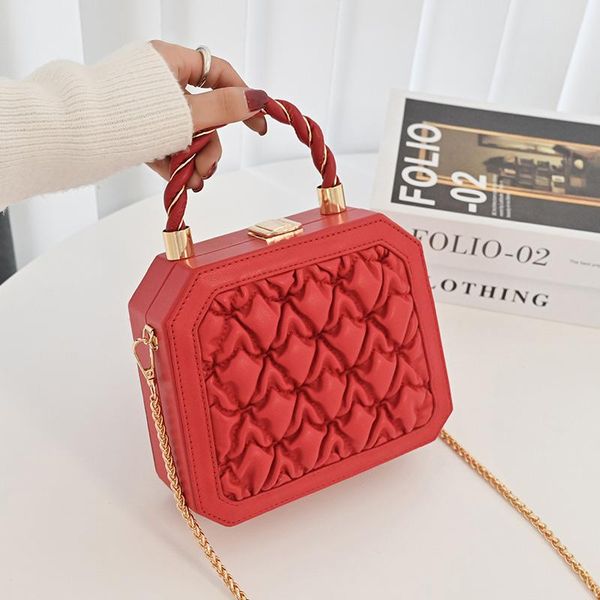 evening bags trend shoulder fashion luxury crossbody bag high-quality leather chain small square solid color casual handbag
evening bags trend shoulder fashion luxury crossbody bag high-quality leather chain small square solid color casual handbag
