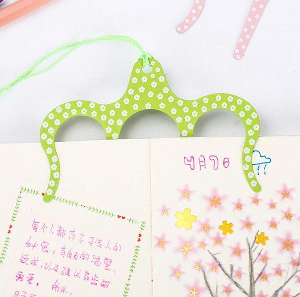 bookmark 1pcs/set creative music score paper clips metal cute clip student stationery gift musical series for office school
bookmark 1pcs/set creative music score paper clips metal cute clip student stationery gift musical series for office school