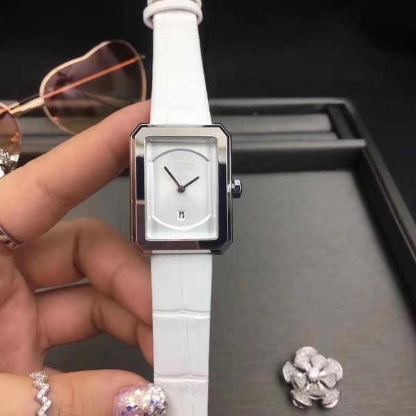 wristwatches lady girl white silver black leather watch boy.friend quartz men women fashion business casual wristwatch, Slivery;brown
wristwatches lady girl white silver black leather watch boy.friend quartz men women fashion business casual wristwatch, Slivery;brown