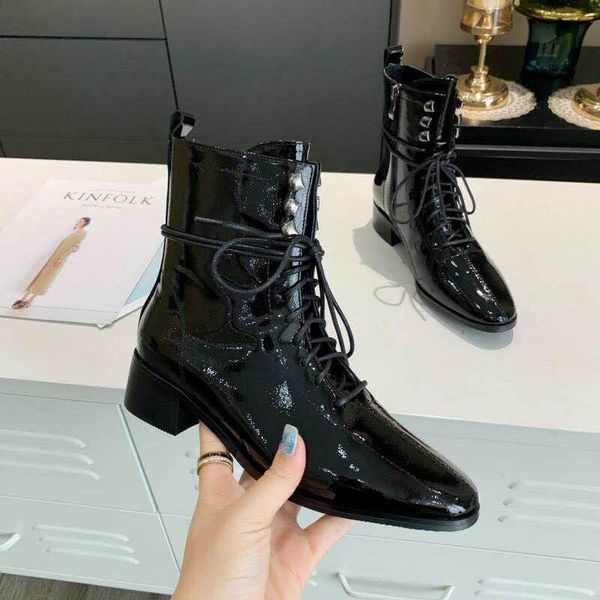 boots fast delivery 2021 autumn and winter round toe women genuine patent leather lace up comfortble short, Black
boots fast delivery 2021 autumn and winter round toe women genuine patent leather lace up comfortble short, Black