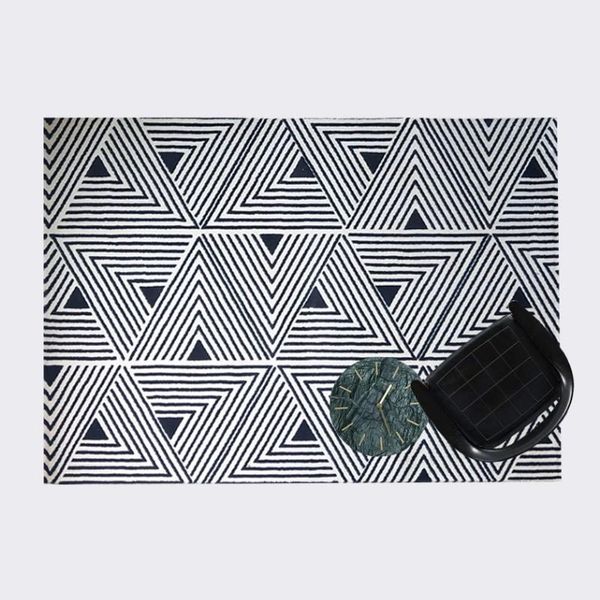 carpets nordic black and white geometric pattern polypropylene woven area rug ,big size pastoral home decoration floor mat
carpets nordic black and white geometric pattern polypropylene woven area rug ,big size pastoral home decoration floor mat