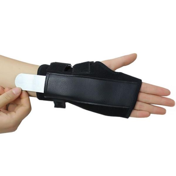 1pair adjustable steel wrist brace support arthritis sprain carpal tunnel splint wrap sports safety for tennis badminton, Black;red
1pair adjustable steel wrist brace support arthritis sprain carpal tunnel splint wrap sports safety for tennis badminton, Black;red