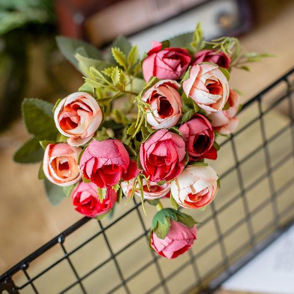 decorative flowers & wreaths 15 heads / 1 package silk tea roses bridal bouquet for home christmas wedding year decoration artificial fake p
decorative flowers & wreaths 15 heads / 1 package silk tea roses bridal bouquet for home christmas wedding year decoration artificial fake p