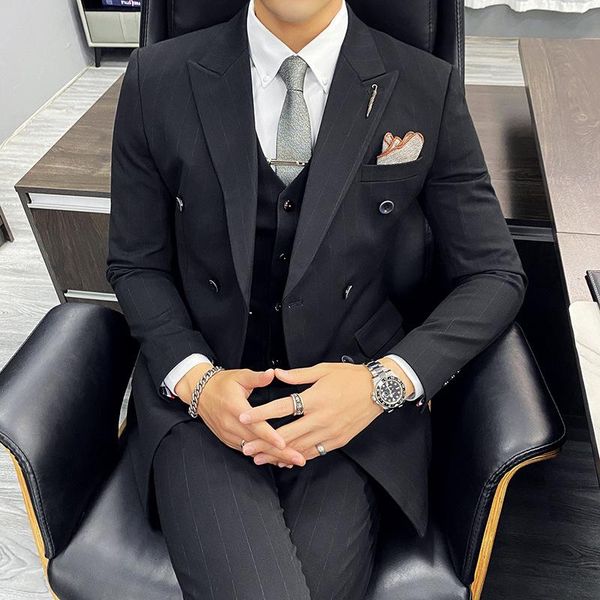 autumn 2021 men's suit three piece fashion double breasted man slim size suits & blazers, White;black
autumn 2021 men's suit three piece fashion double breasted man slim size suits & blazers, White;black